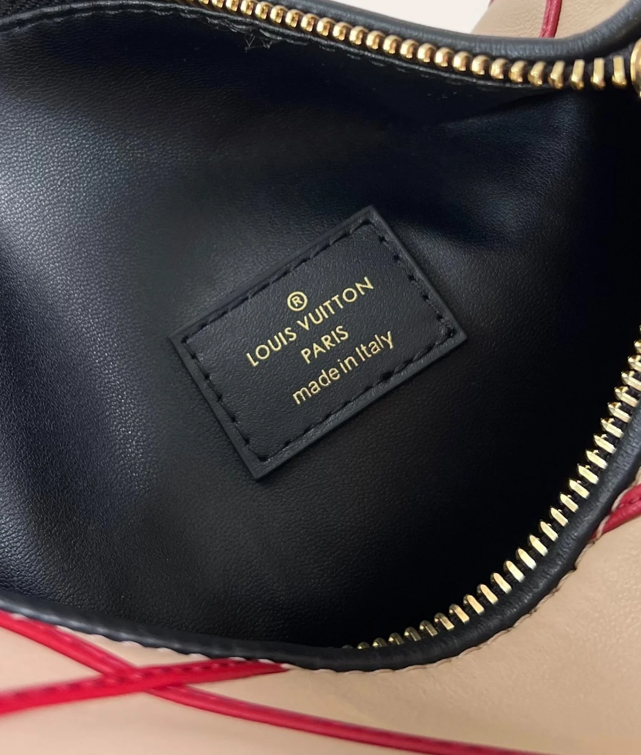 루이비통 사이드 트렁크 MM M24403