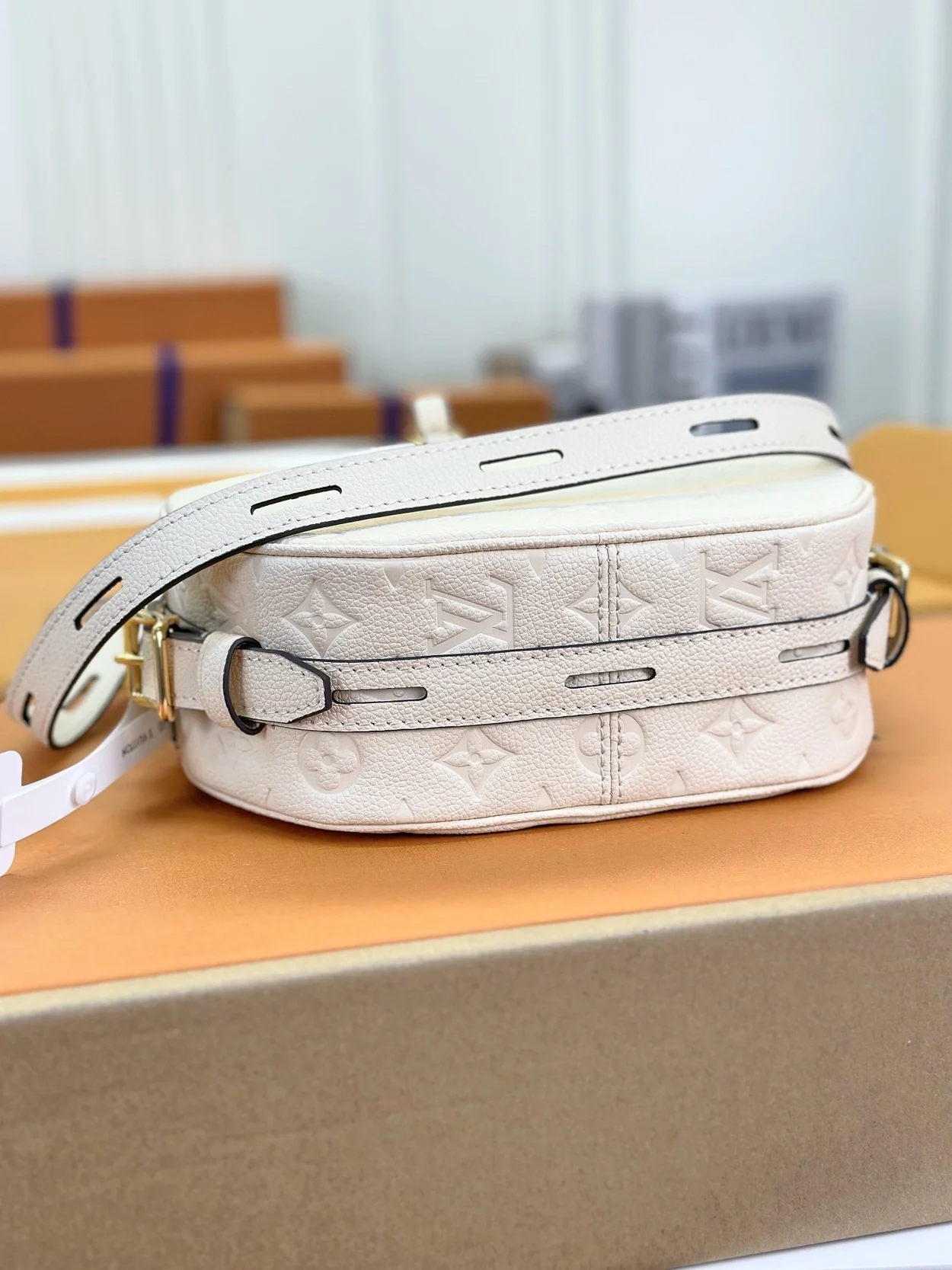 루이비통 부아뜨 샤포 서플 MM M45276