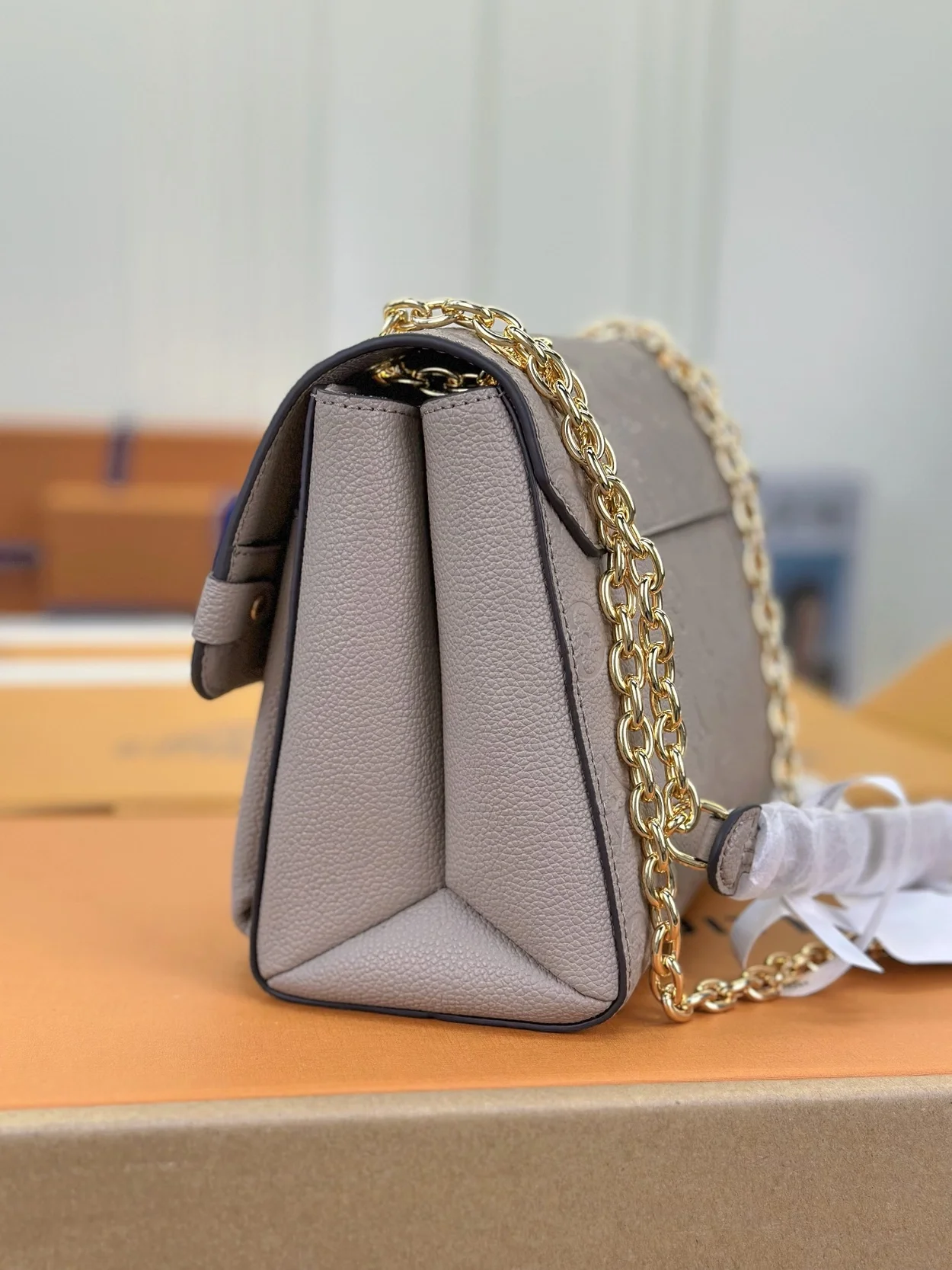 루이비통 바뱅 PM 백 M44929