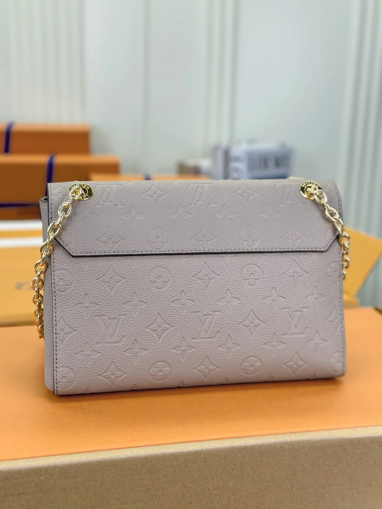 루이비통 바뱅 PM 백 M44929