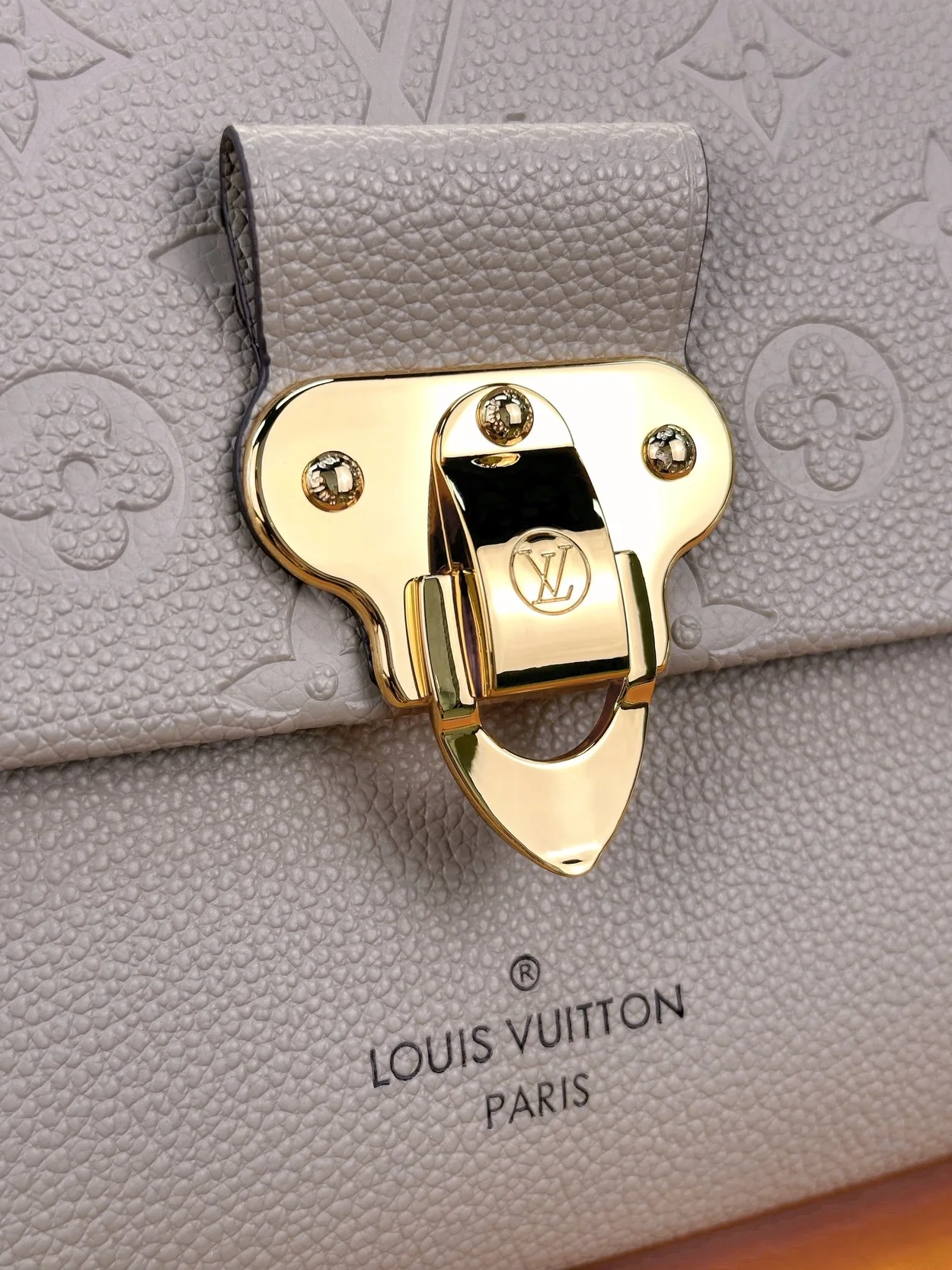 루이비통 바뱅 PM 백 M44929