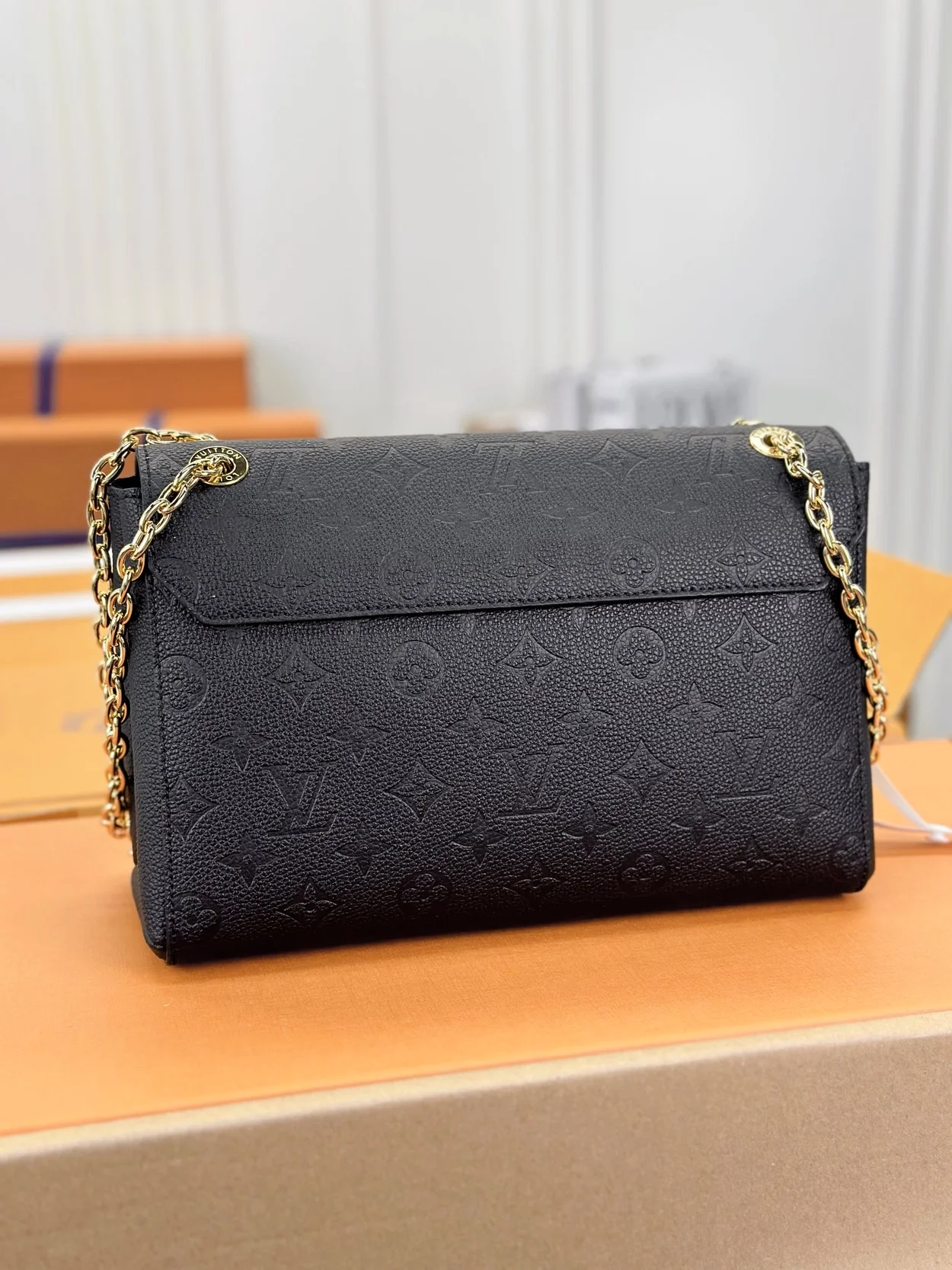 루이비통 바뱅 PM 백 M44151