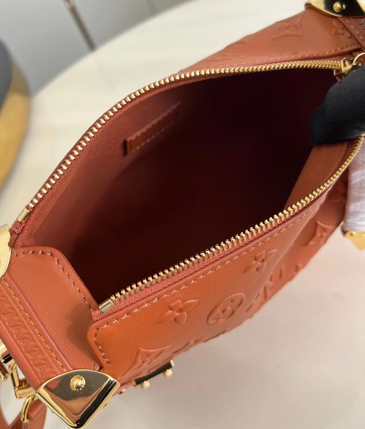 루이비통 모노그램 사이드 트렁크 PM M21741