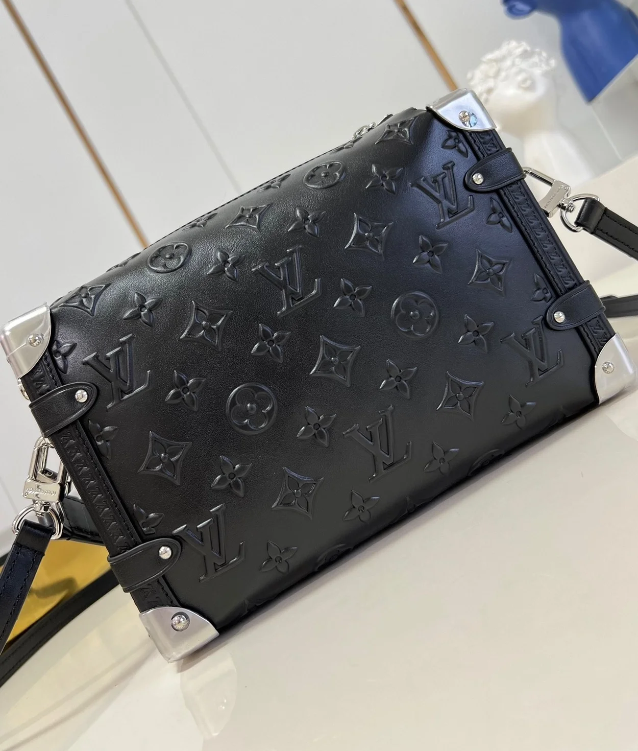 루이비통 모노그램 사이드 트렁크 PM M21709