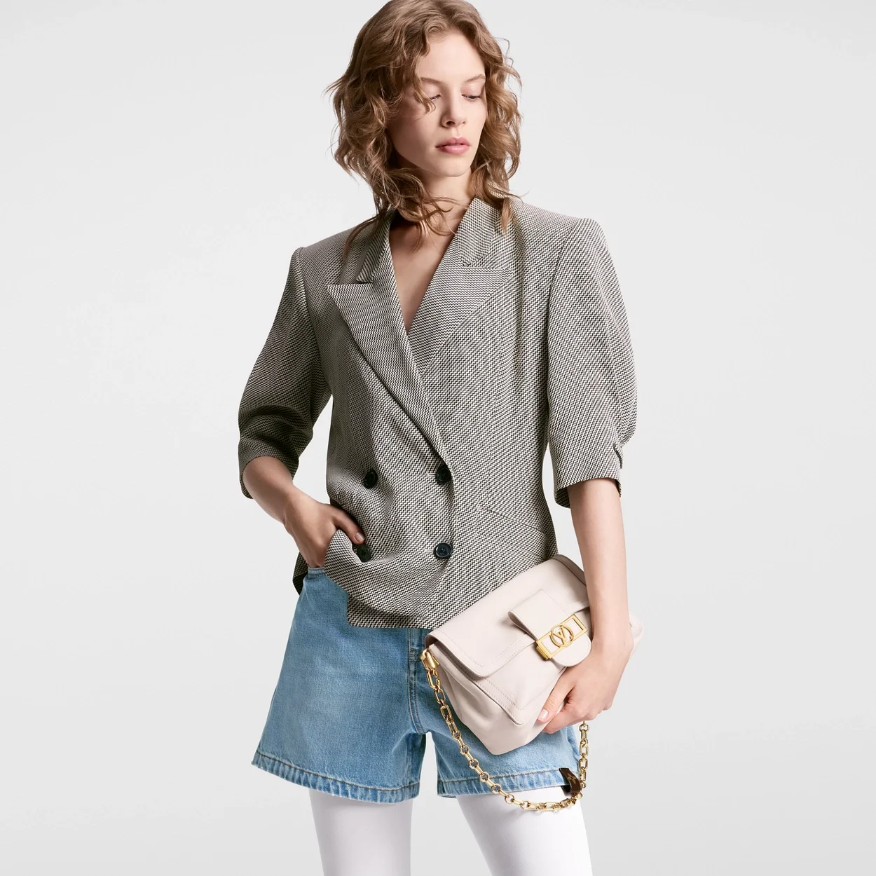 루이비통 도핀 소프트 MM 백 M25050