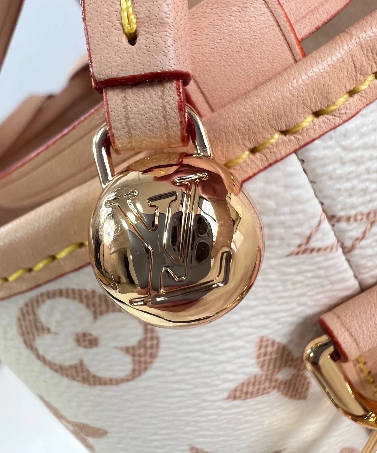 루이비통 노에 퍼스 숄더백 M83227