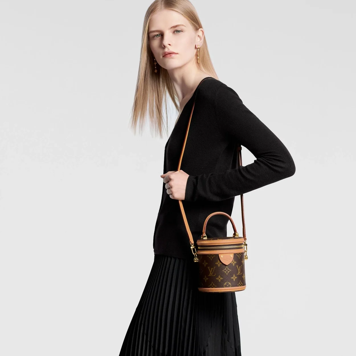 루이비통 나노 깐느 베니티 백 M82952