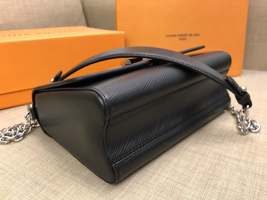 루이비통 트위스트 에피 MM M50282