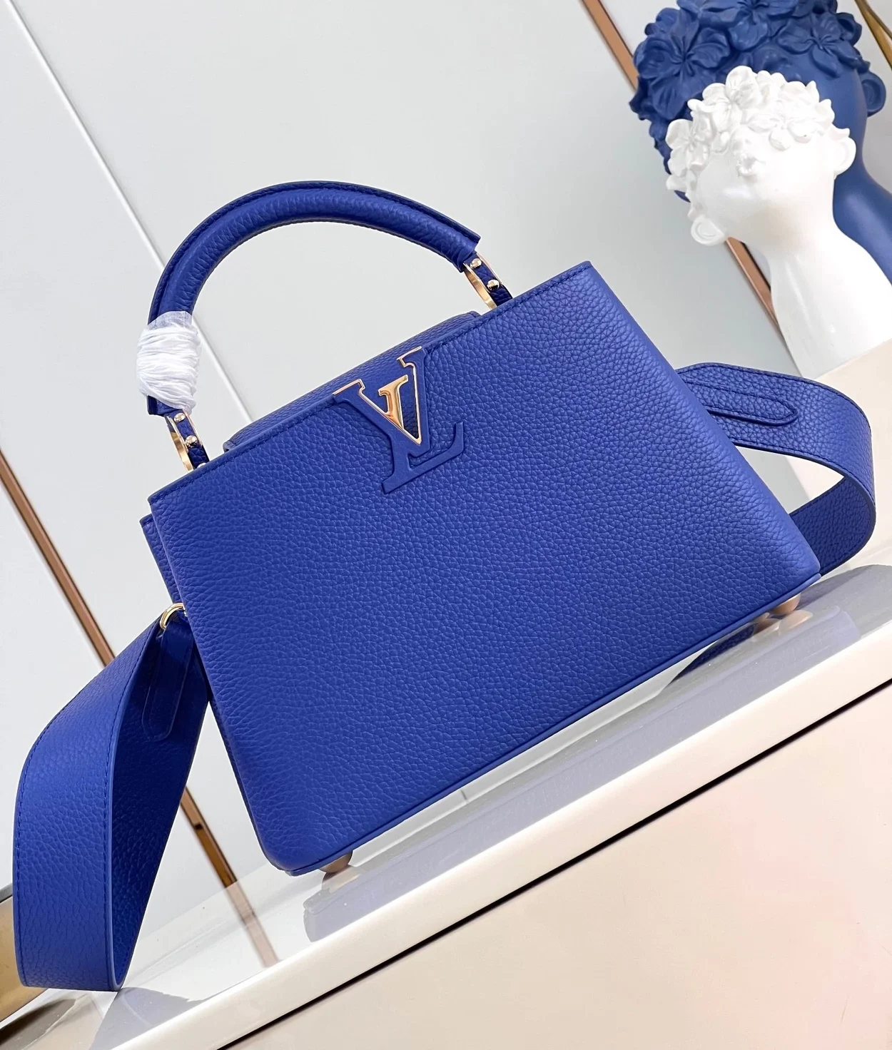 루이비통 카퓌신 BB M23243