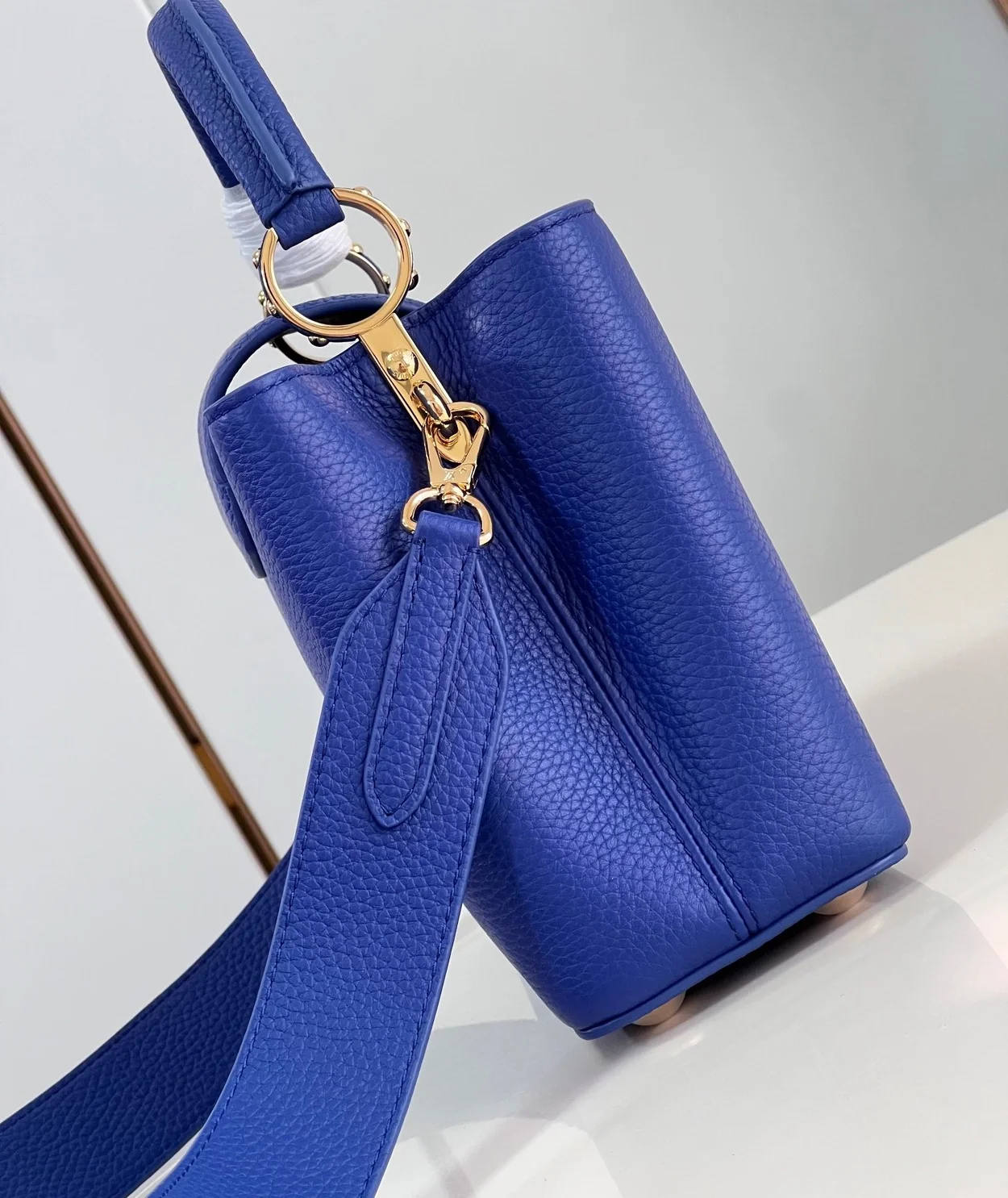 루이비통 카퓌신 BB M23243