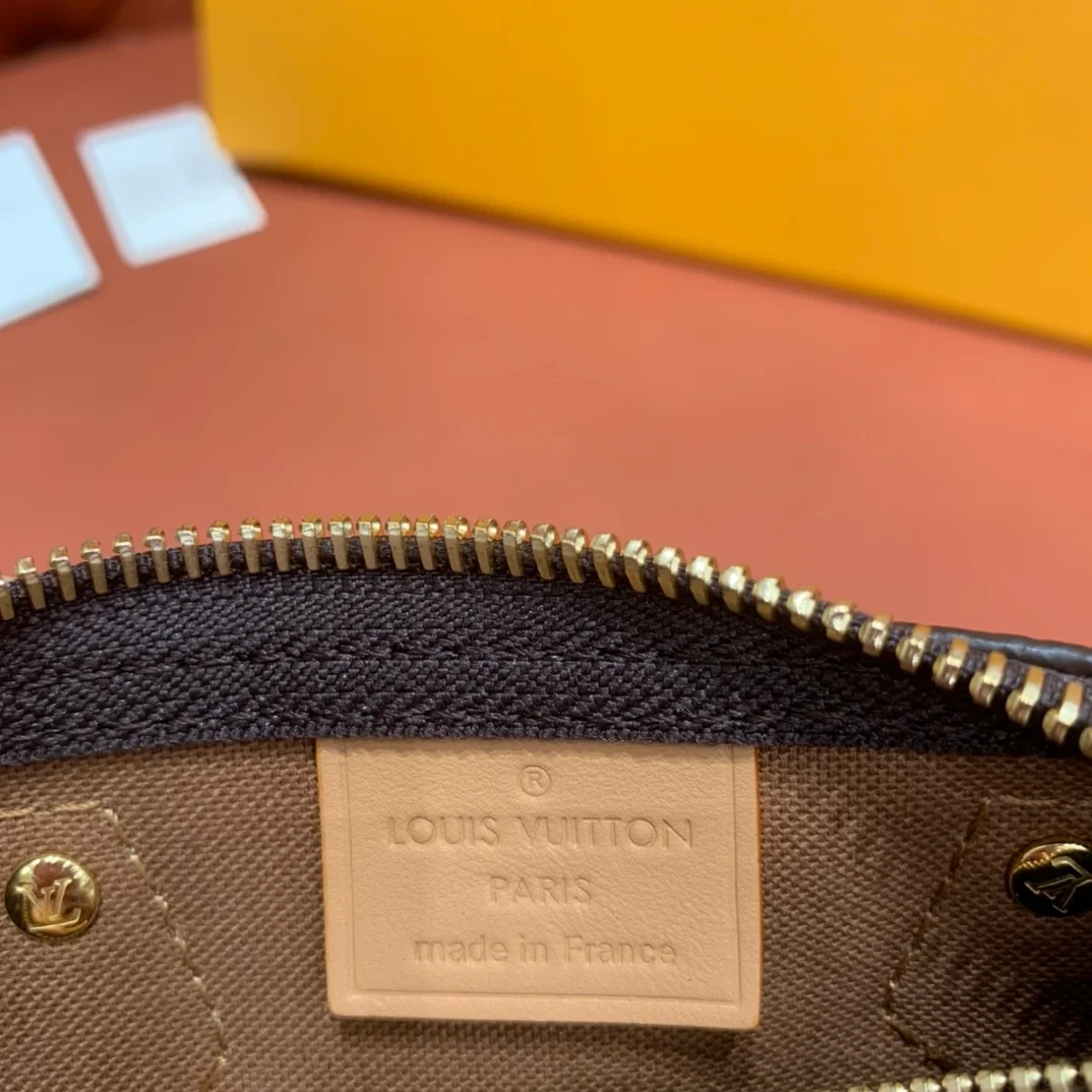 루이비통 나노 스피디 M81085