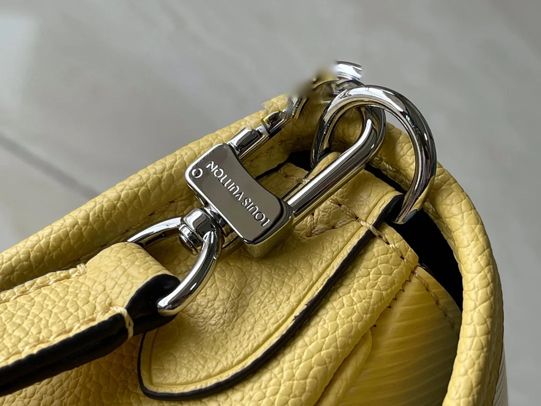 루이비통 부시 에피 핸드백 M59457