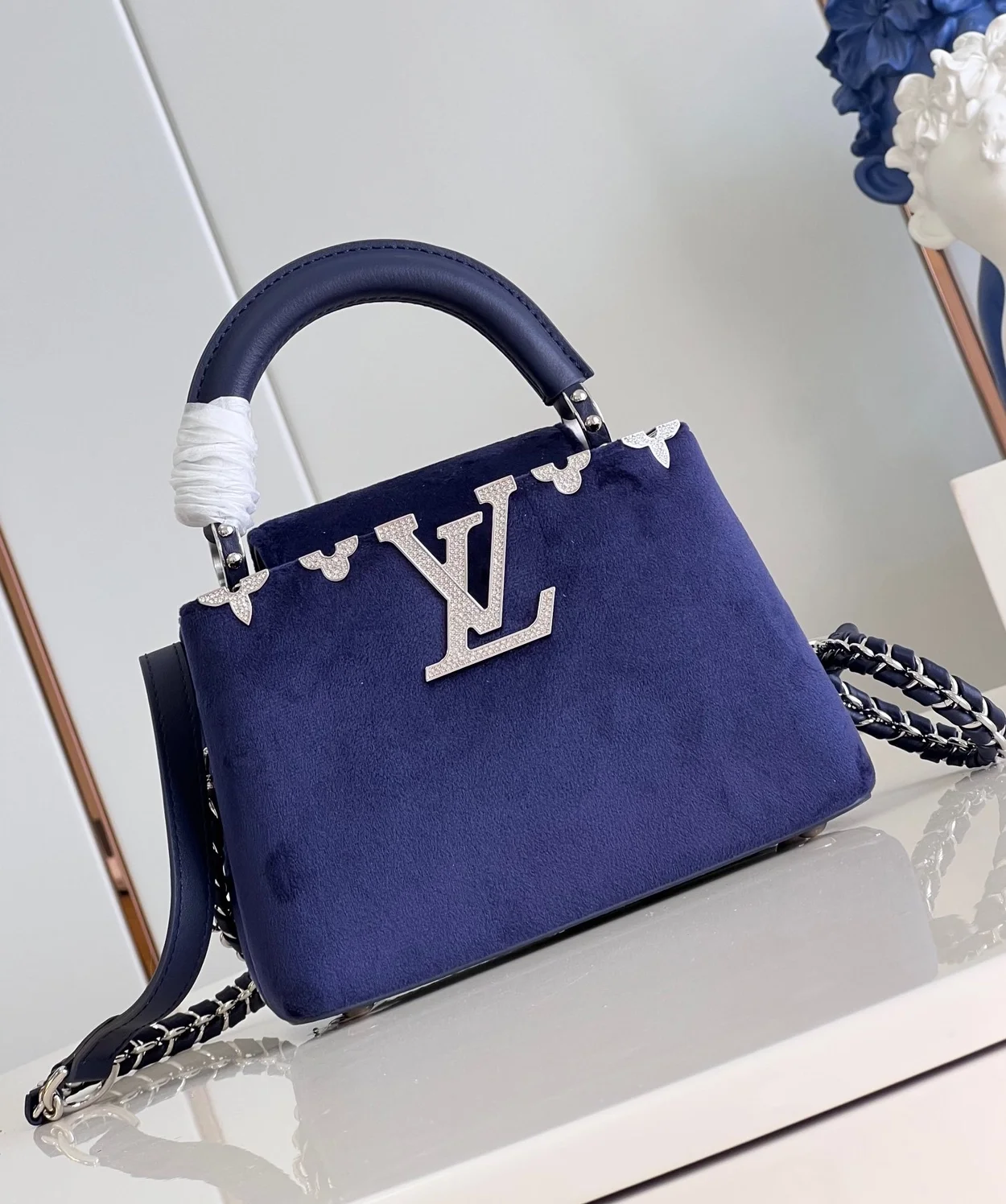 루이비통 카퓌신 미니 M23246