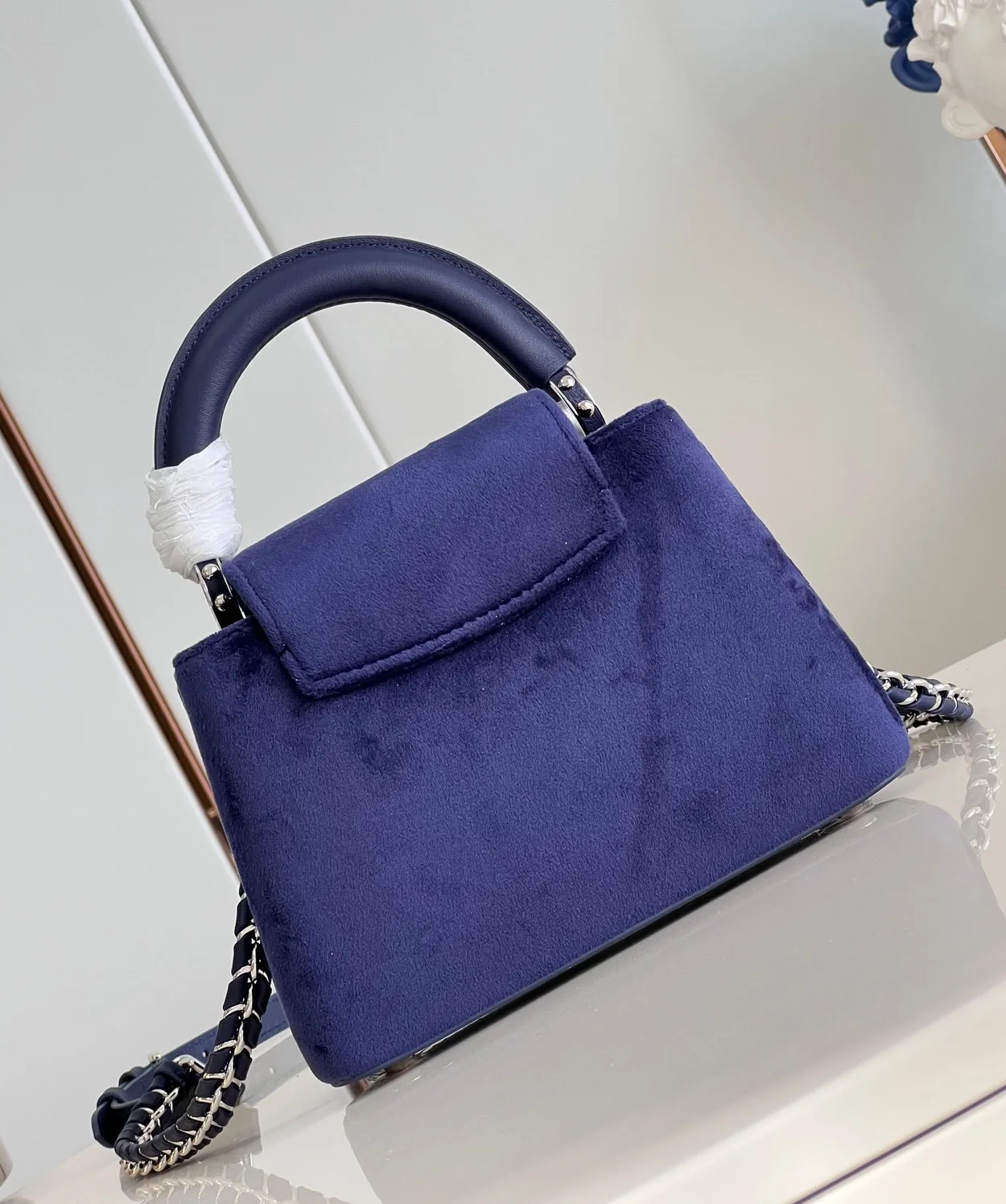 루이비통 카퓌신 미니 M23246