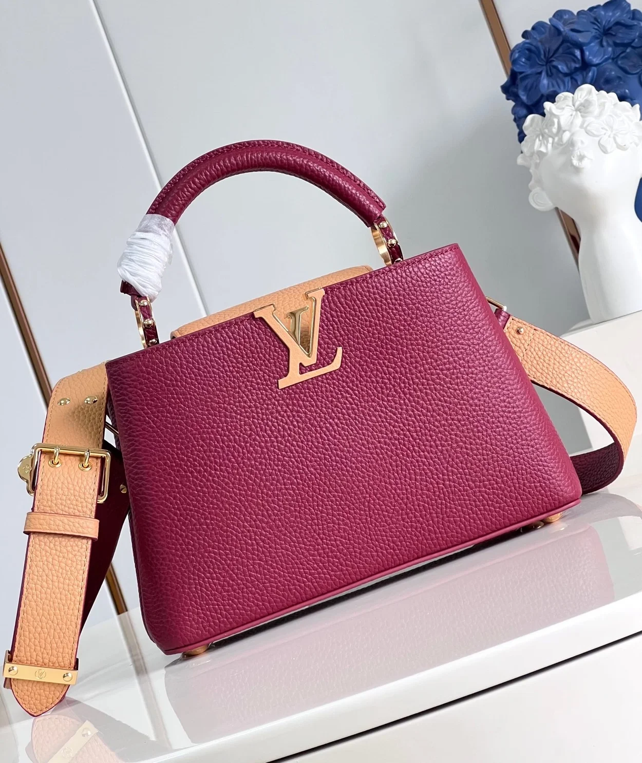 루이비통 카퓌신 BB M22677