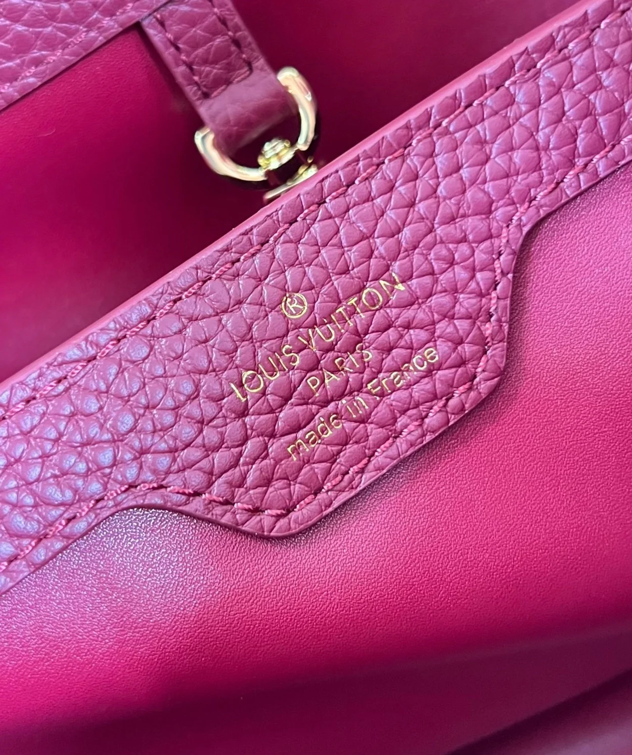 루이비통 카퓌신 BB M22677