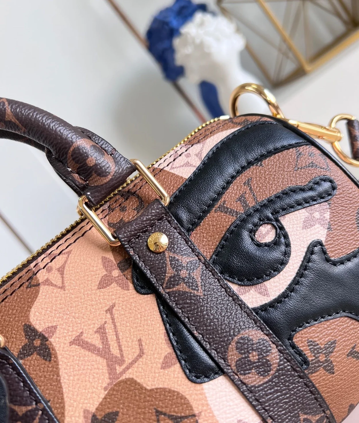 루이비통 키폴 반둘리에 25 M46678