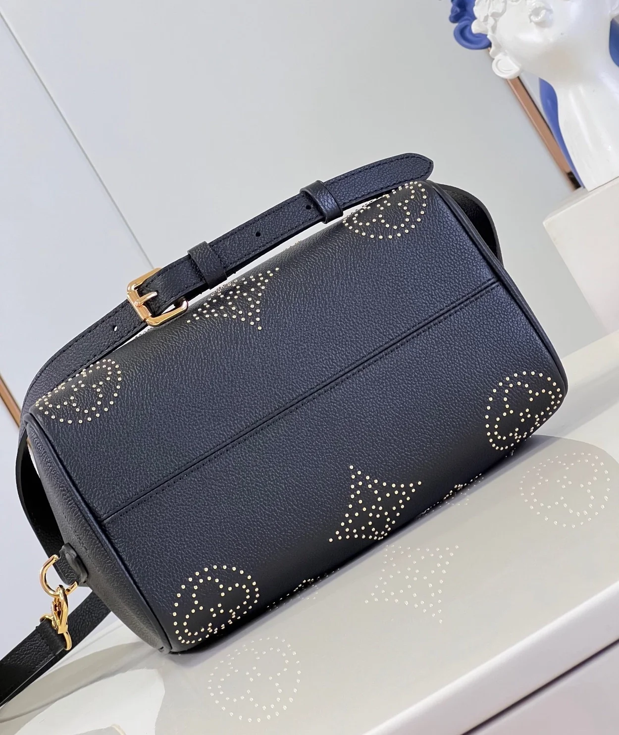 루이비통 스피디 반둘리에 25 M46736