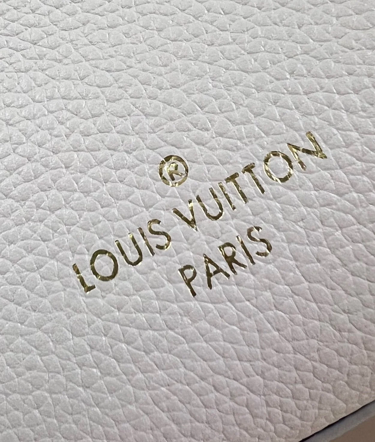 루이비통 락 & 고 락미 핸드백 M23637