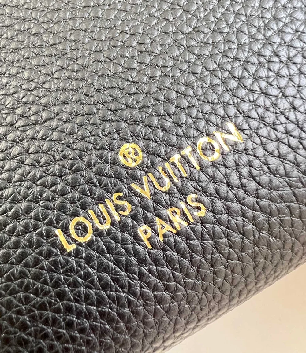 루이비통 락 & 고 락미 핸드백 M22311