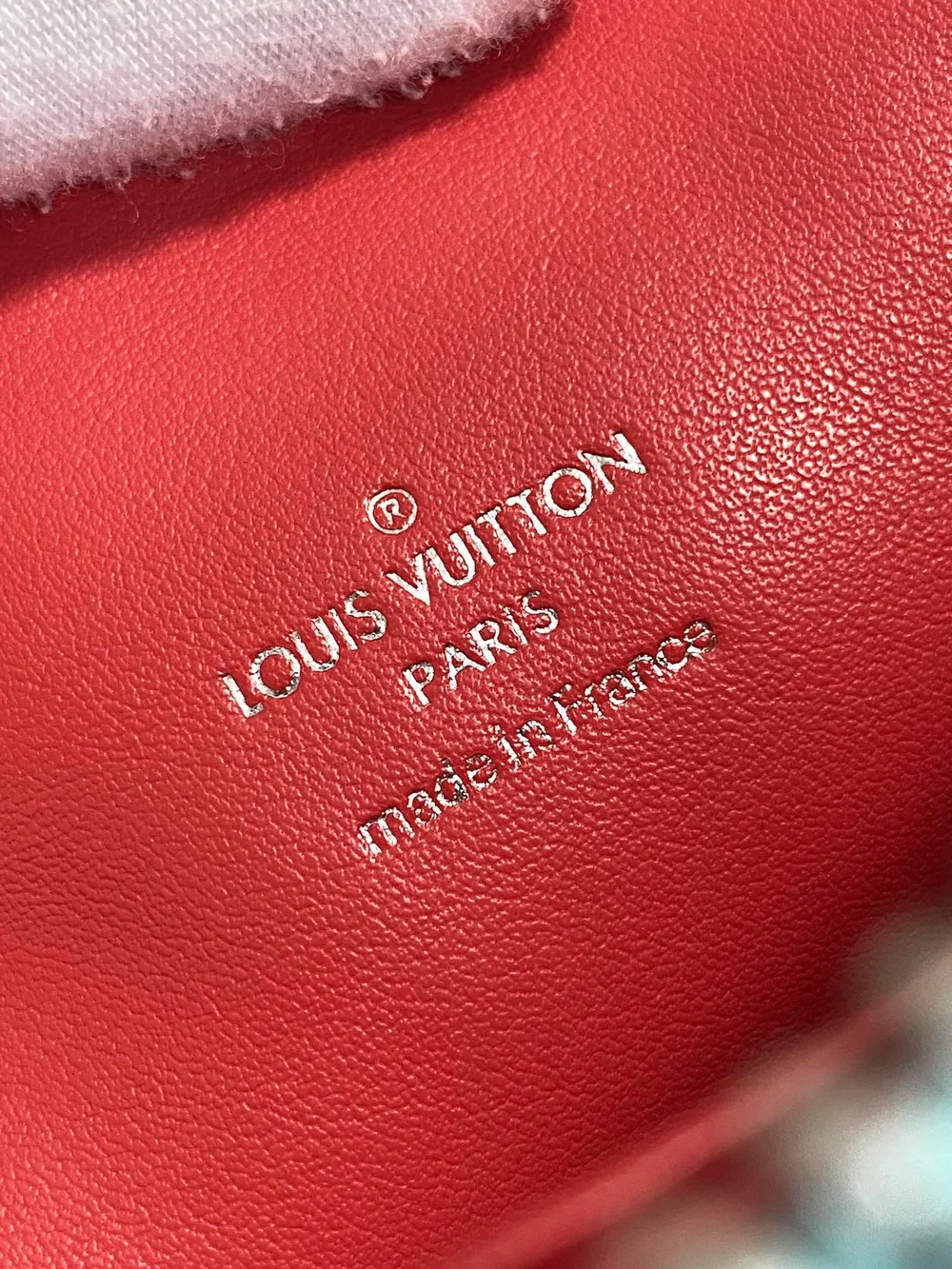 루이비통 쿠상 PM M22394