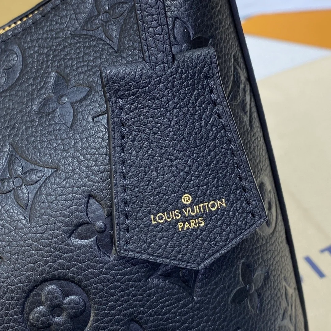 루이비통 삭 스포츠 핸드백 M46610