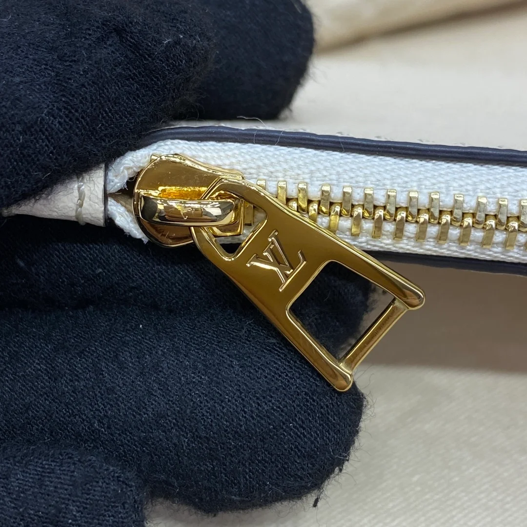 루이비통 삭 스포츠 핸드백 M46609