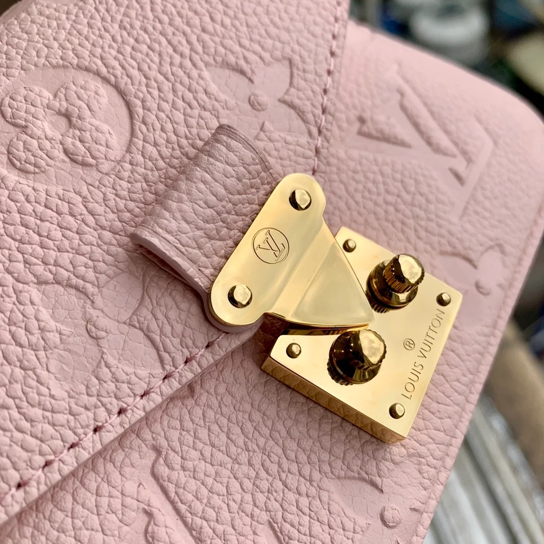 루이비통 마이크로 메티스 백 M81389