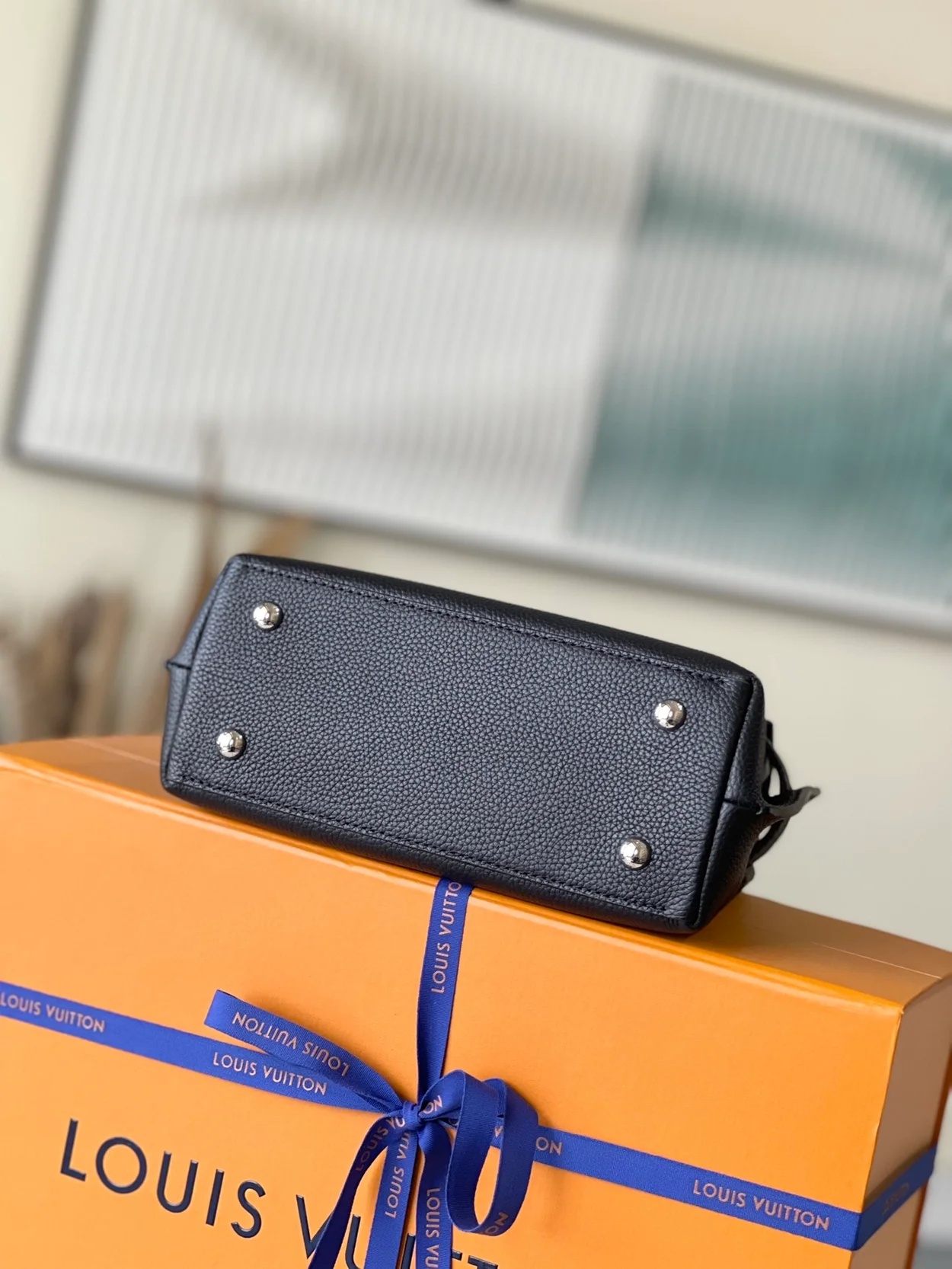 루이비통 락미 에버 미니백 M20997