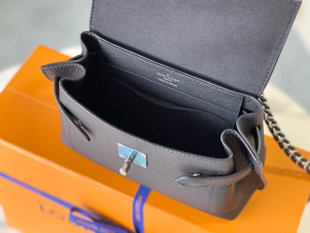 루이비통 락미 에버 미니백 M20997