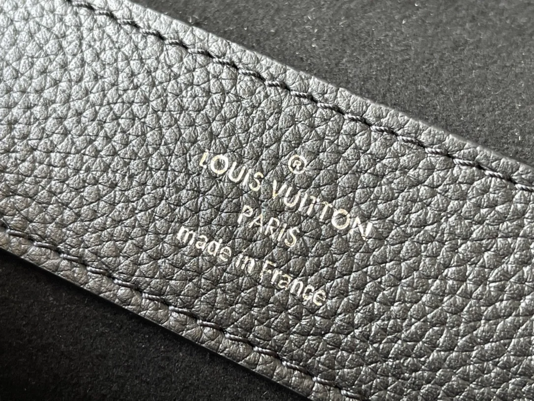 루이비통 락미 에버 미니백 M20997