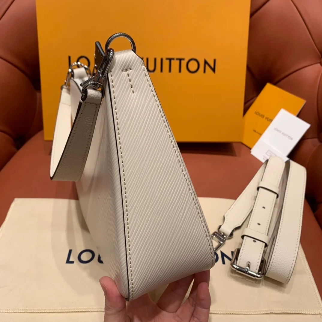 루이비통 마렐 에피 쿼츠 M80688