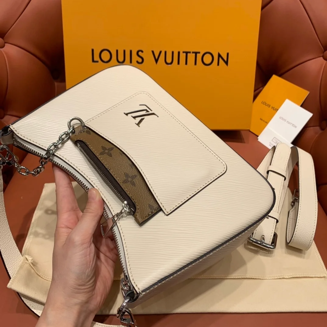 루이비통 마렐 에피 쿼츠 M80688