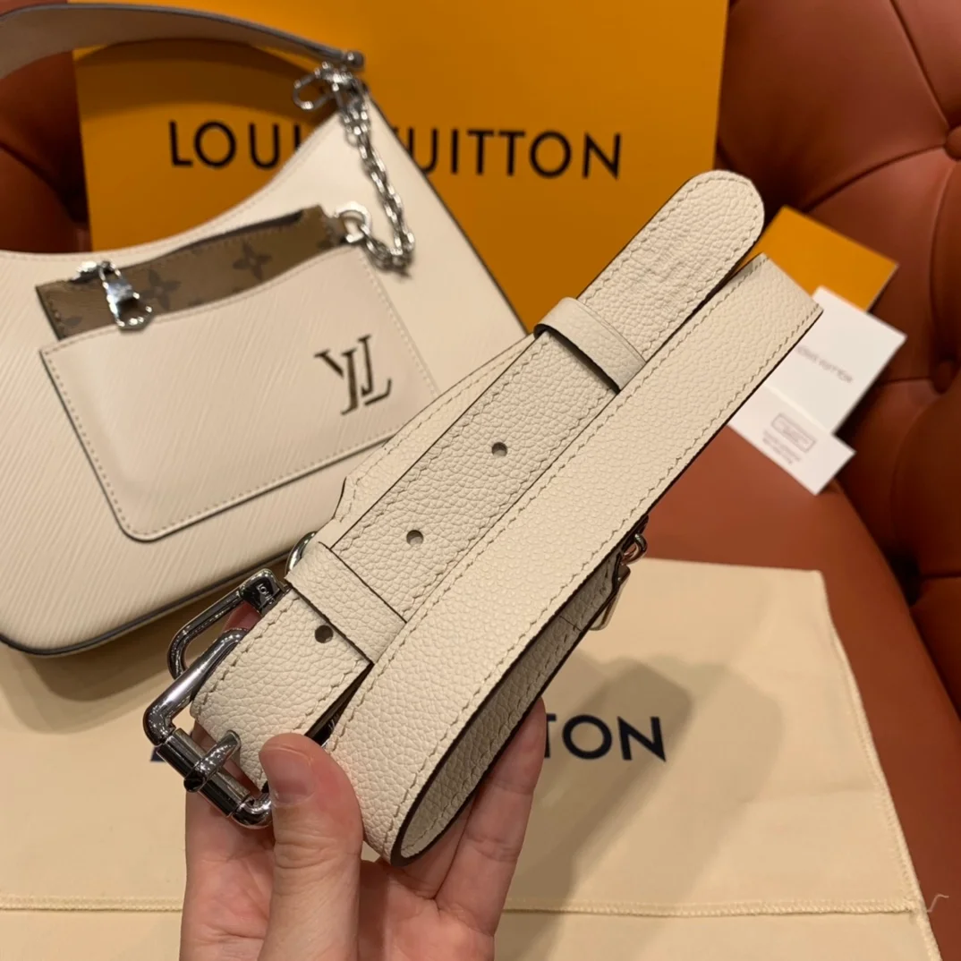 루이비통 마렐 에피 쿼츠 M80688