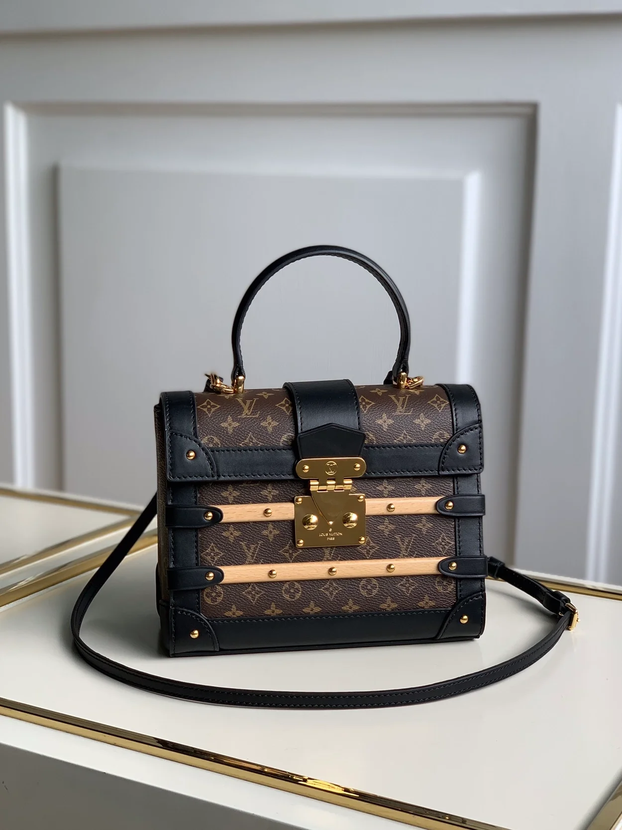 루이비통 트라이아논 탑 핸들백 M45908