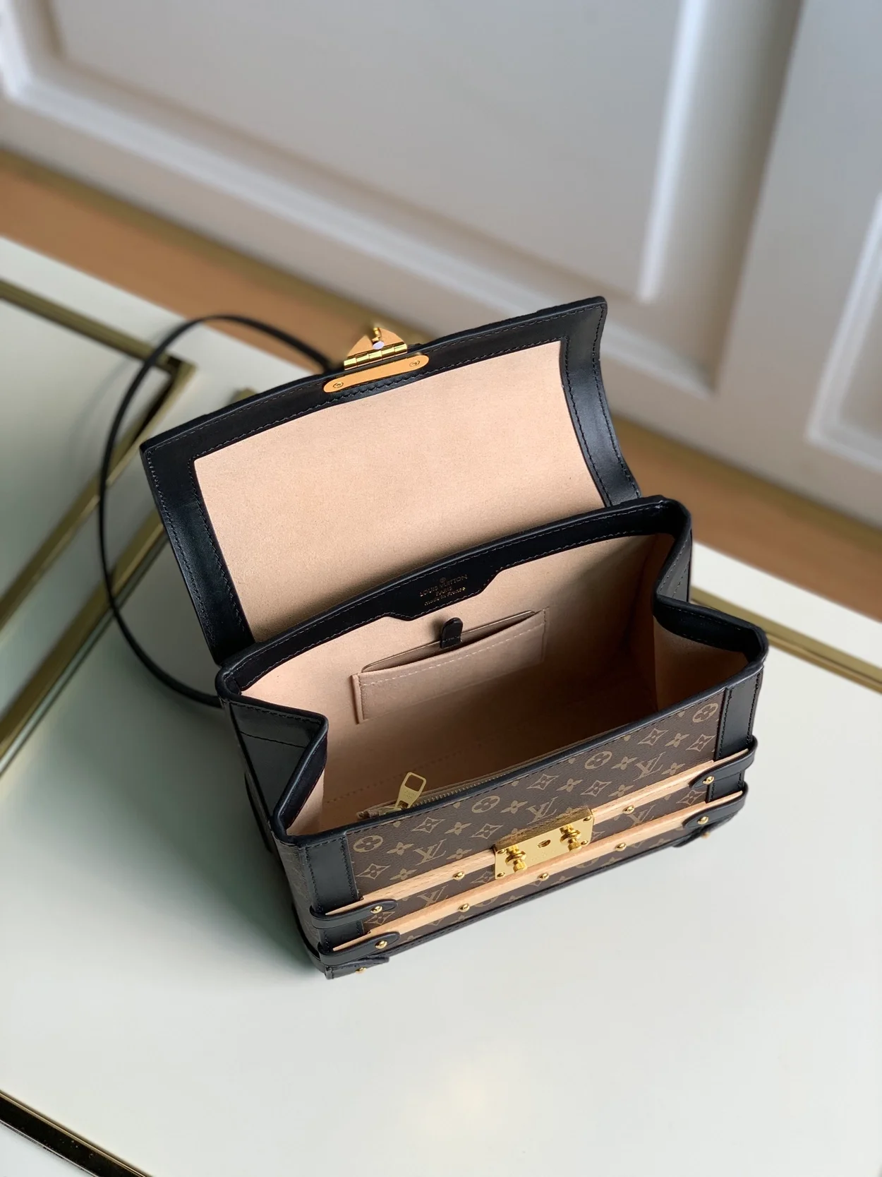 루이비통 트라이아논 탑 핸들백 M45908