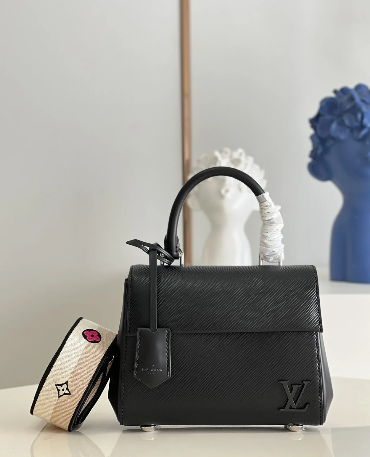 루이비통 클루니 미니 M58925