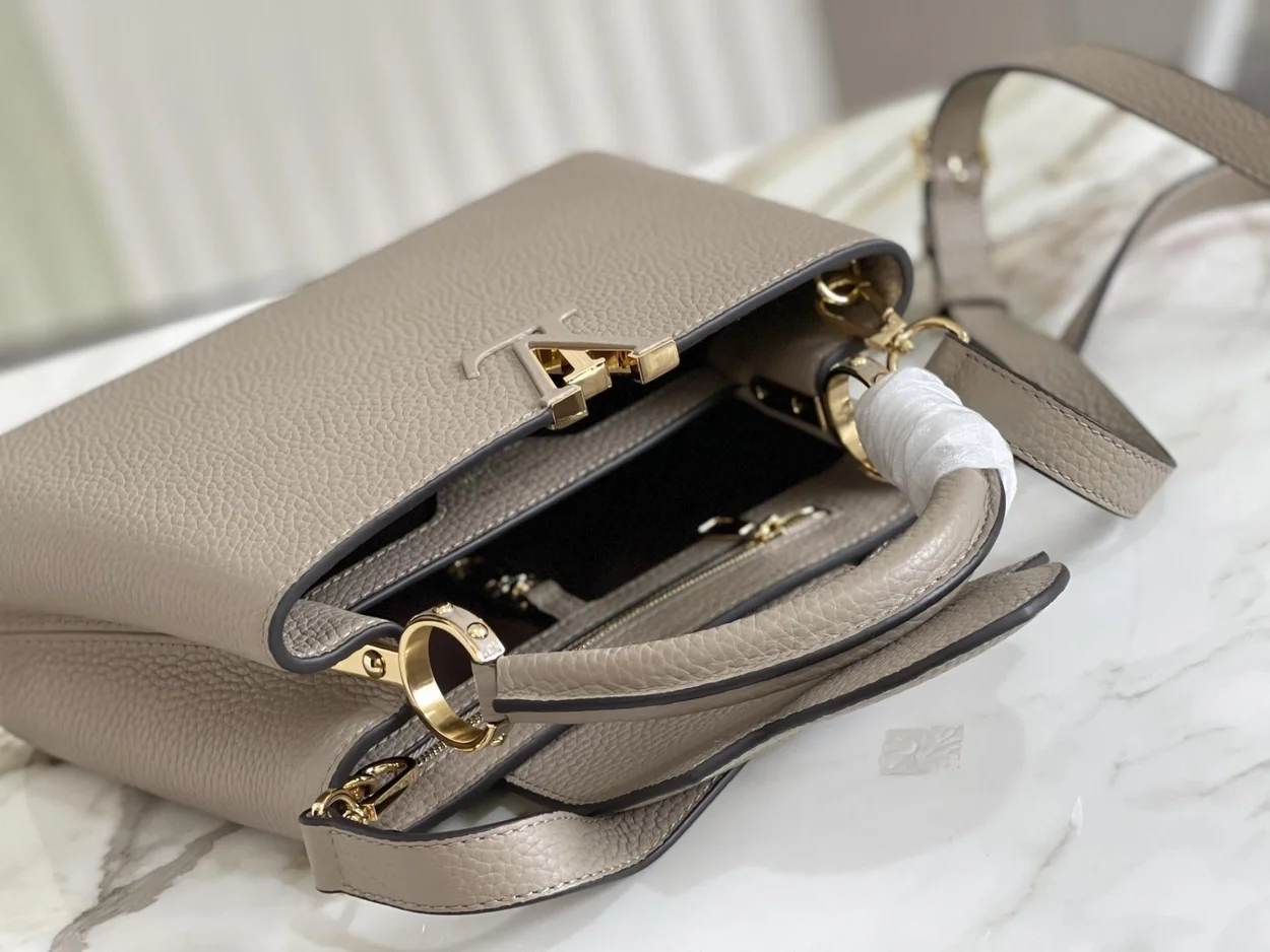 루이비통 카퓌신 BB M94634