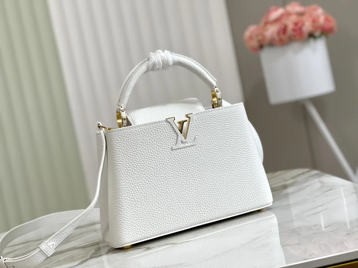 루이비통 카퓌신 BB M55832