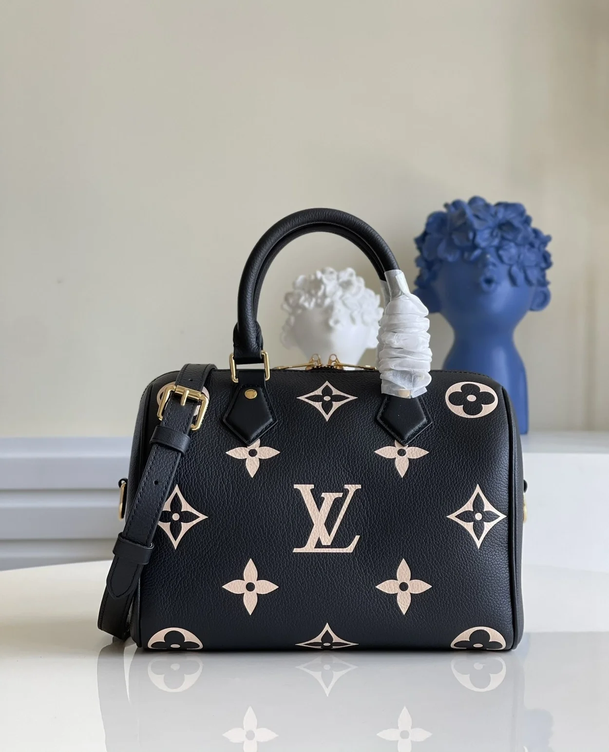 루이비통 스피디 반둘리에 25 M58947