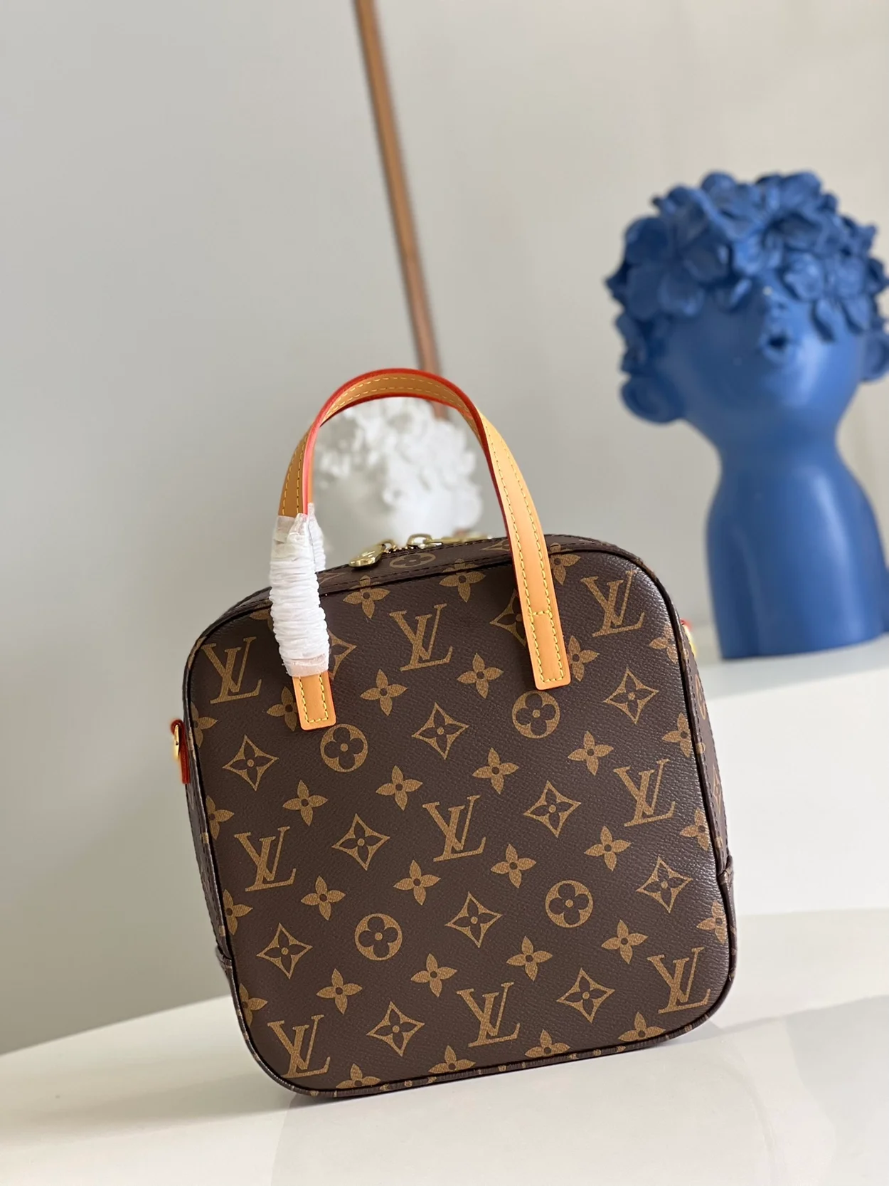 루이비통 스폰티니 캔버스 핸드백 M47500