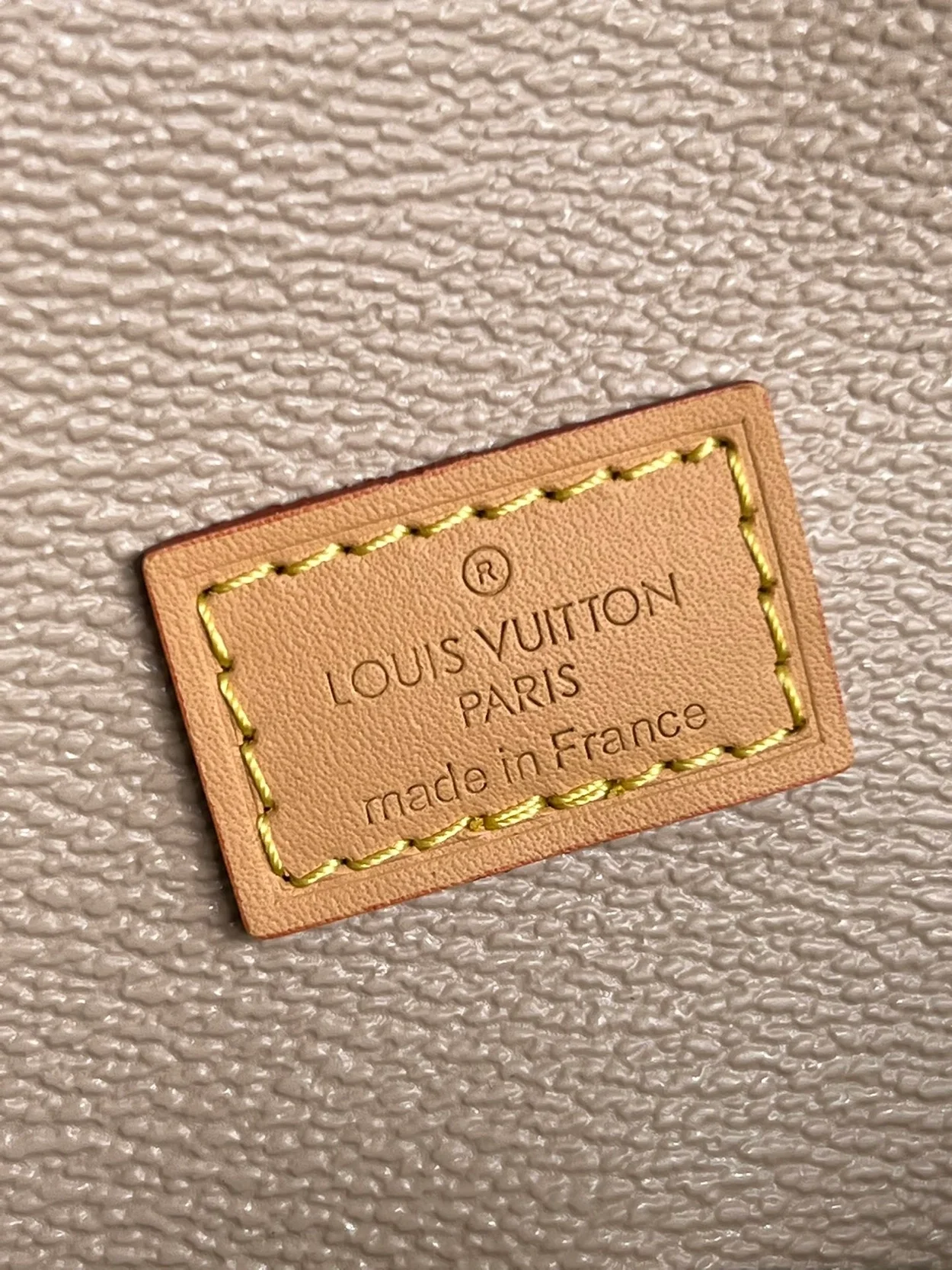 루이비통 스폰티니 캔버스 핸드백 M47500