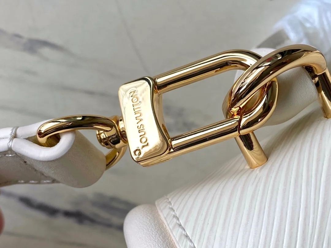 루이비통 하이드 앤드 시크 에피 핸드백 M22720