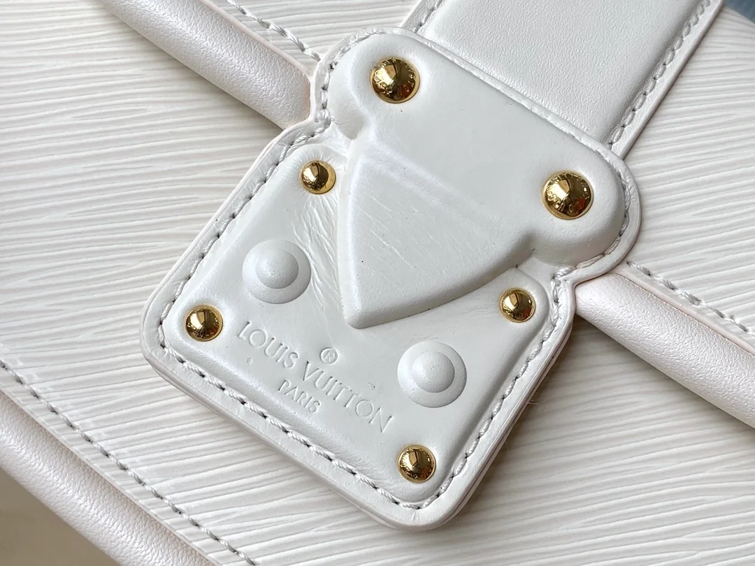 루이비통 하이드 앤드 시크 에피 핸드백 M22720