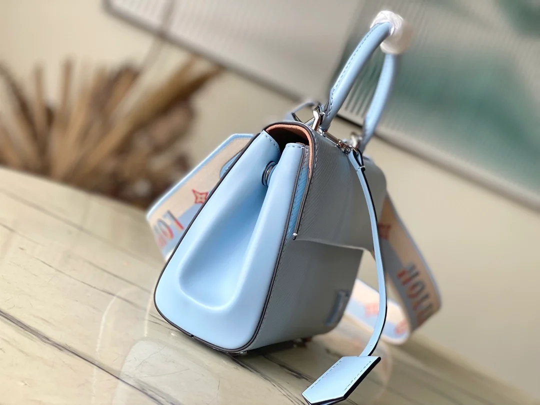 루이비통 클루니 미니 핸드백 M22617