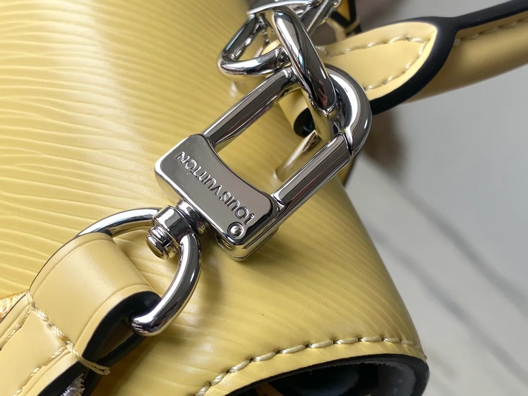 루이비통 클루니 미니 핸드백 M22616