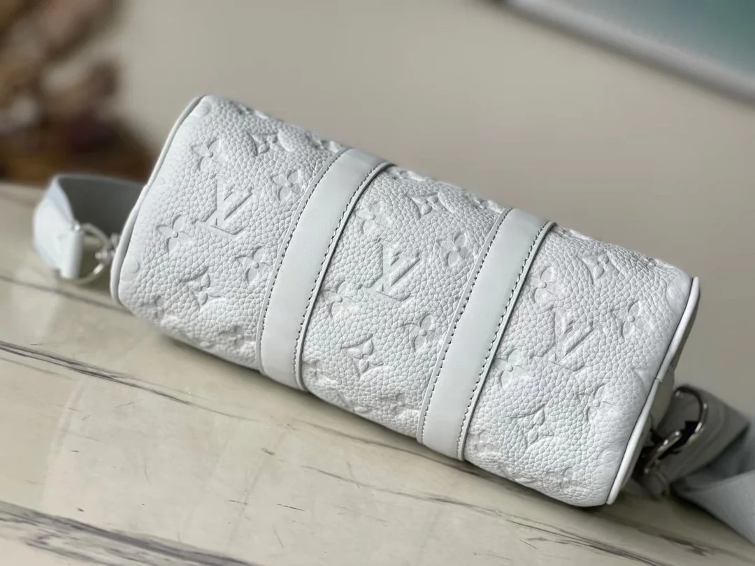 루이비통 키폴 반둘리에 25 토리옹 M23163