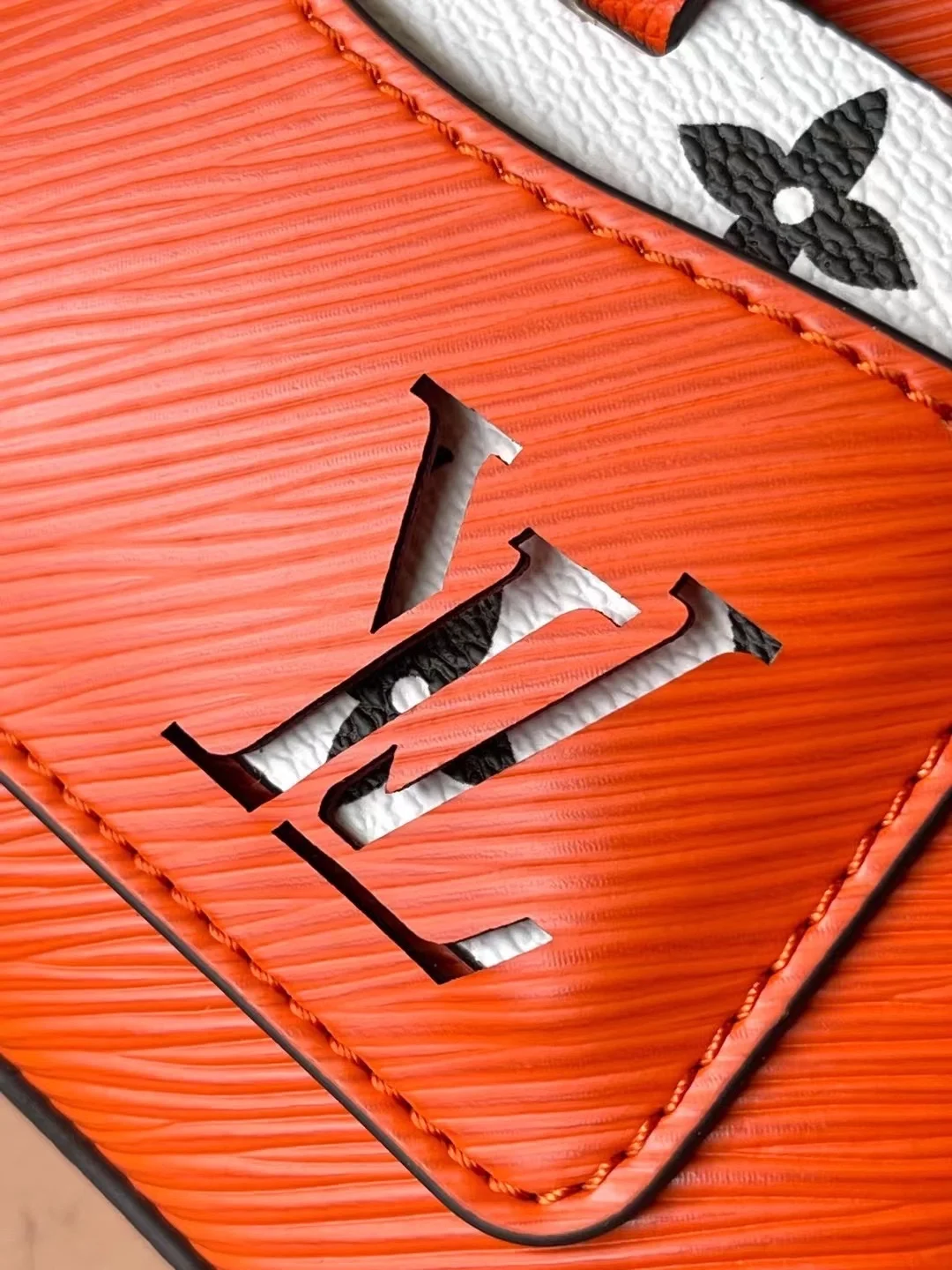 루이비통 마렐리니 에피 핸드백 M22736