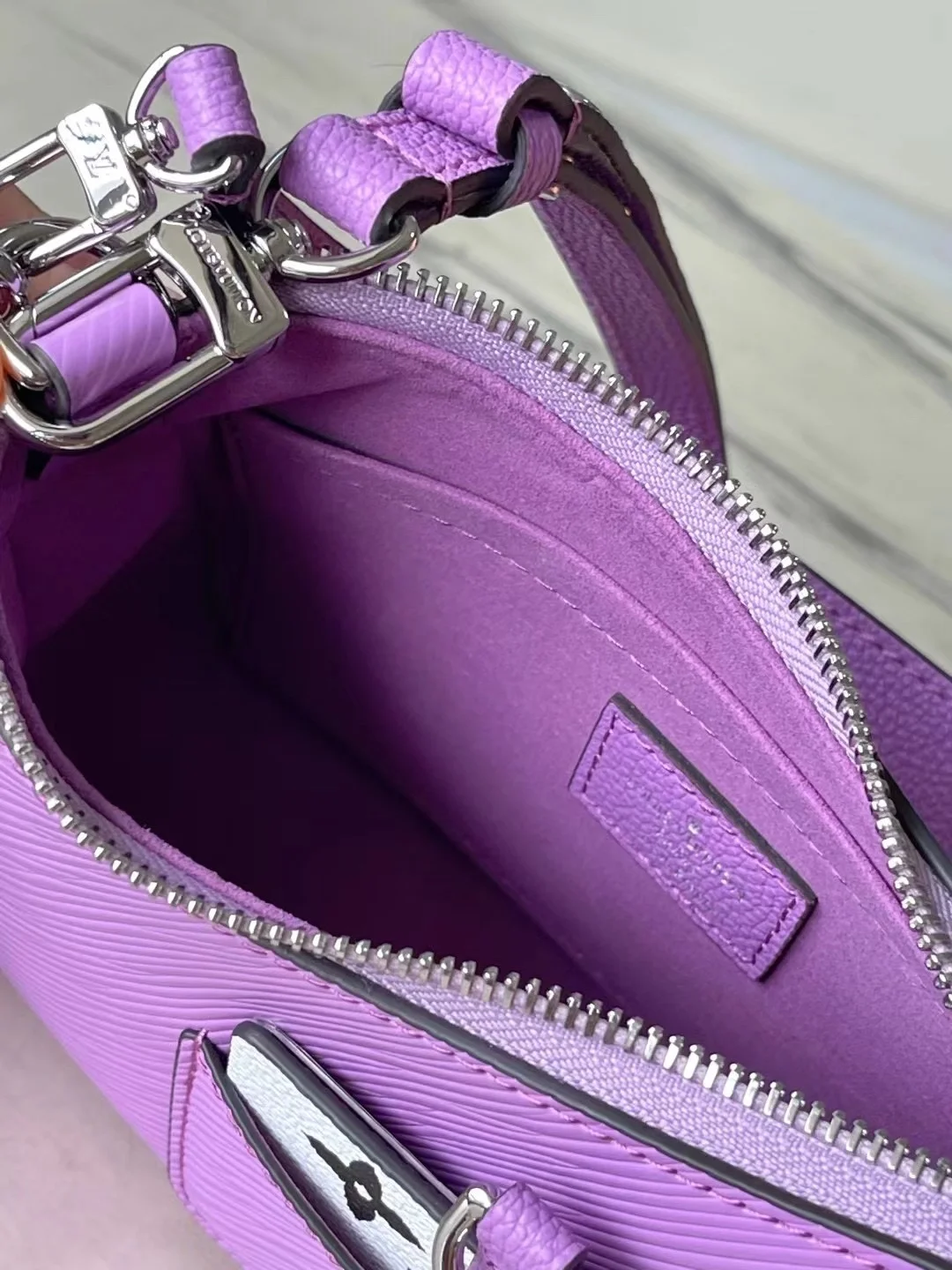 루이비통 마렐리니 에피 핸드백 M22653