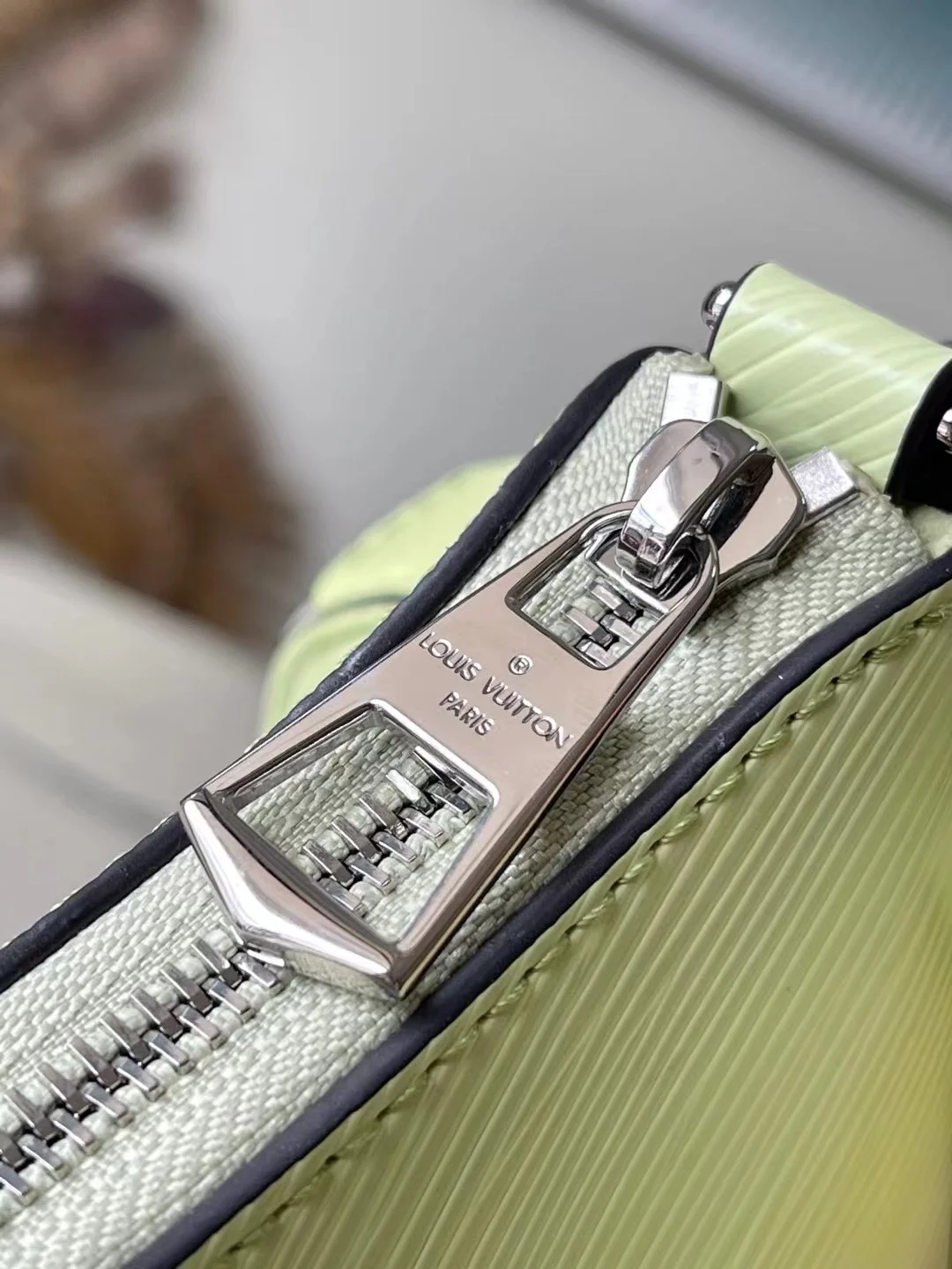 루이비통 마렐리니 에피 핸드백 M22651